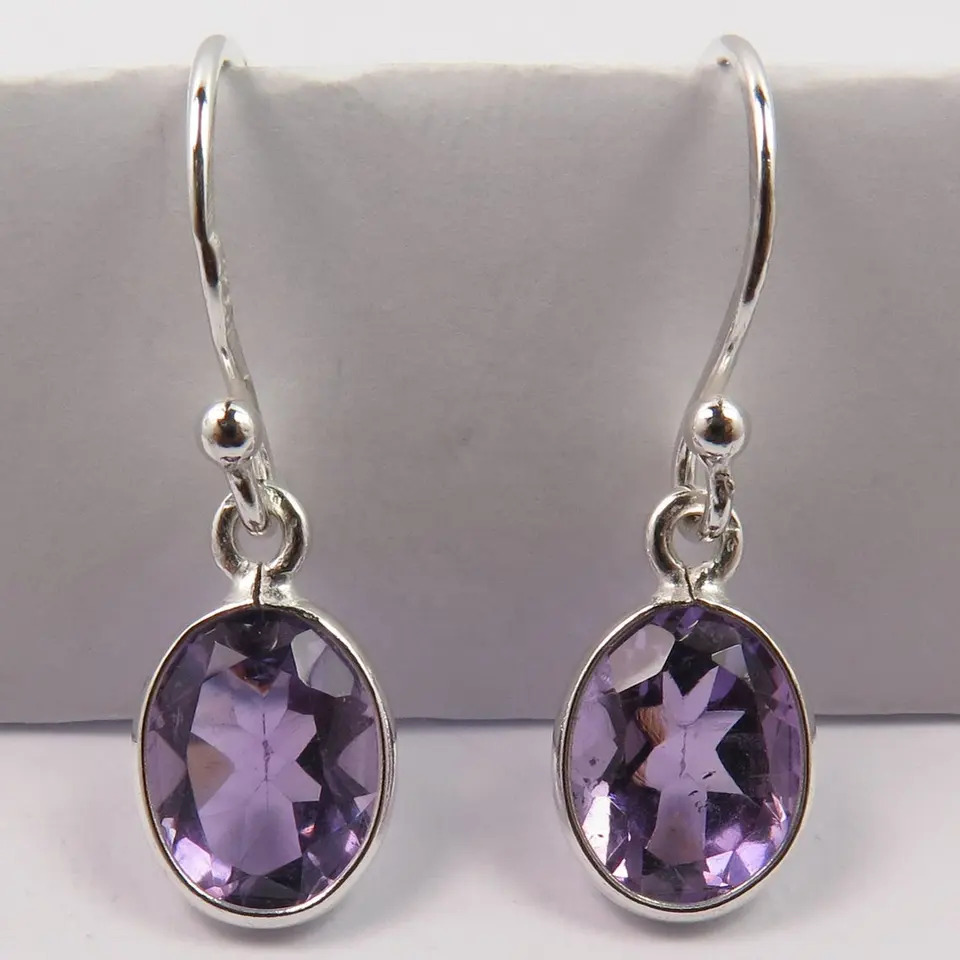 925 Sterling Silver Attractive Amethyst Oval Shape Earrings