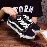 Stylish And Comfortable D Vans Footwear