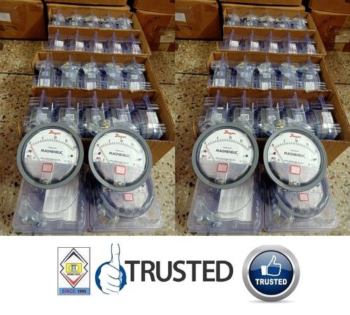 Analog DWYER Series 2000 Magnehelic Differential Pressure Gauge Distributor For Noida Uttar Pradesh