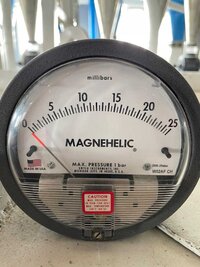Analog DWYER Series 2000 Magnehelic Differential Pressure Gauge Distributor For Noida Uttar Pradesh