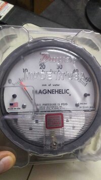 Analog DWYER Series 2000 Magnehelic Differential Pressure Gauge Wholesaler For Noida Uttar Pradesh