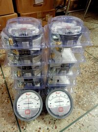 Analog DWYER Series 2000 Magnehelic Differential Pressure Gauge Wholesaler For Noida Uttar Pradesh