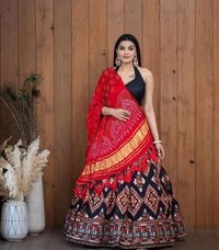 LEHENGA CHUNNI
