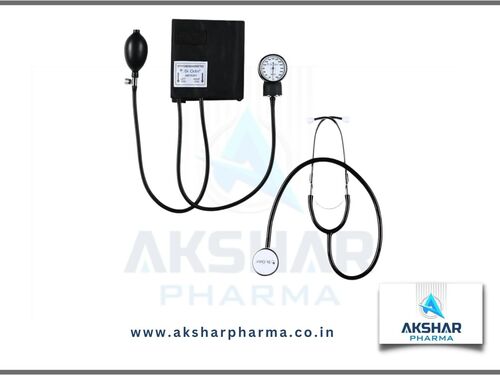 Aneroid Sphygmomanometer with Stethoscope