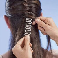 FISHBONE BUN MAKER WIDELY USED BY WOMEN S FOR MAKING THEIR HAIR LOOKS LIKE A FISH TAIL AND ALL AND IT USED IN MANY KINDS OF PLACES LIKE HOUSEHOLD PARLOURS ETC (6147)