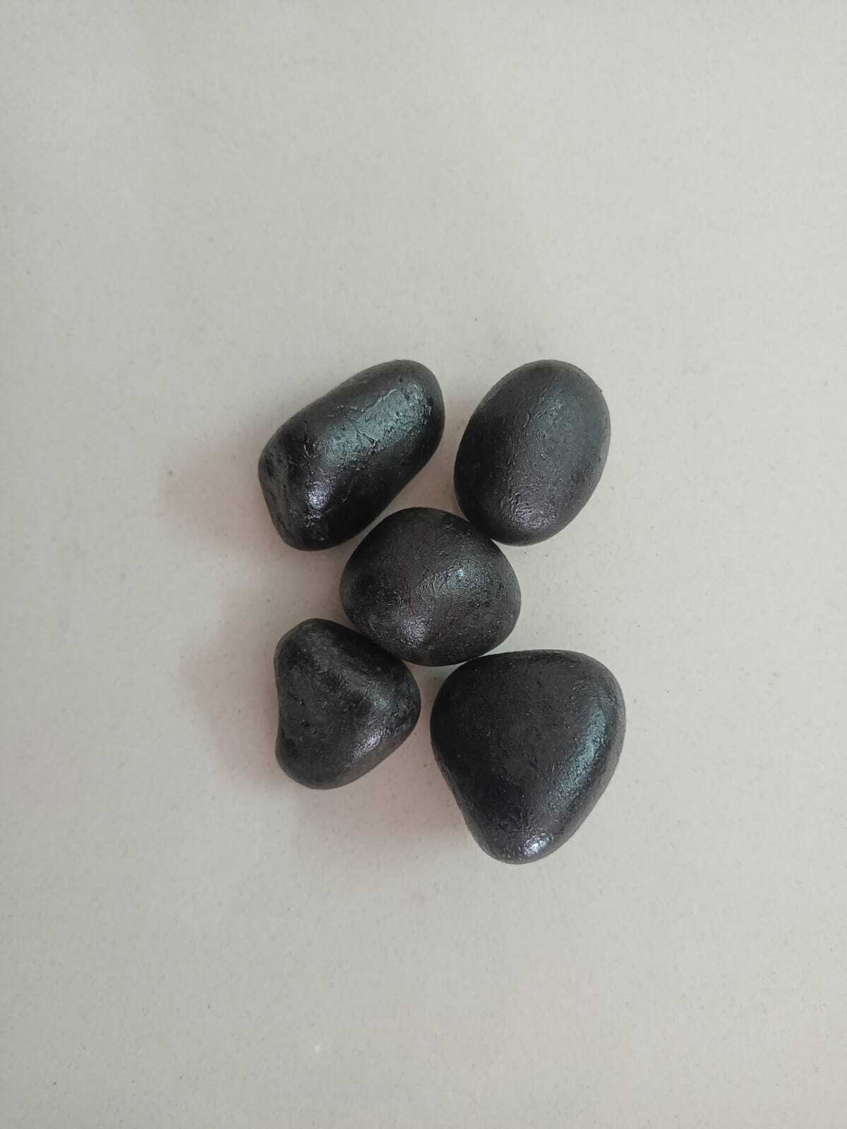 Color coated supper roung blue onyx pebbles stone for Architecture desing  project used decoration