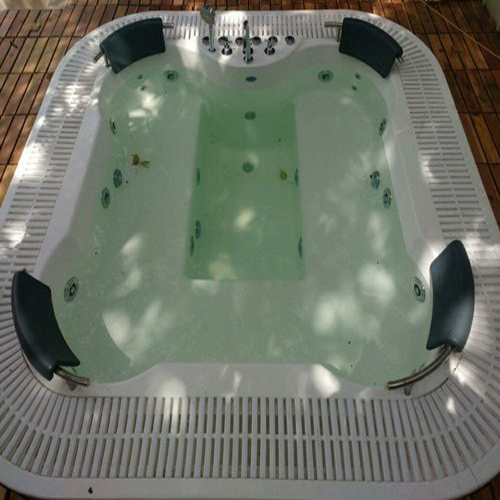 Fabricated Tub - PVC Material, Leaf Skimmer Type | Ideal for Pools, Easy Assembly and Maintenance, Versatile Design