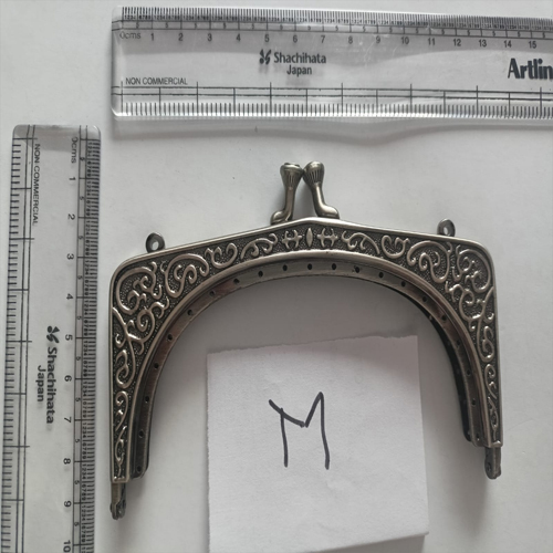Canvas M Clutch Frames
