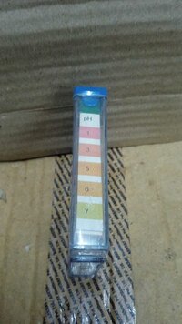 pH paper strips 1 -14