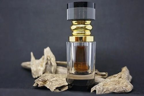 Agarwood oil