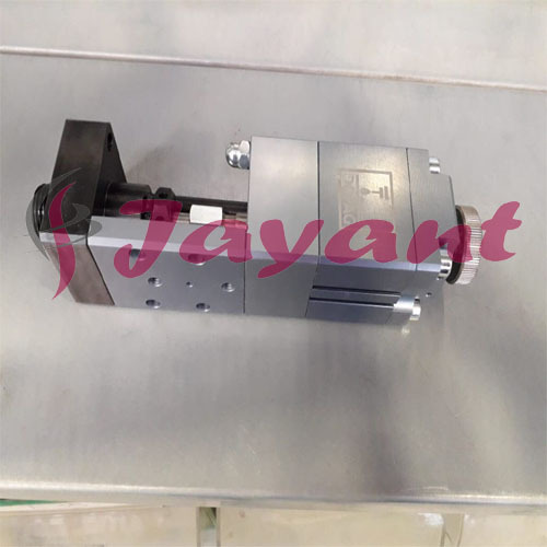 Dispensing valve