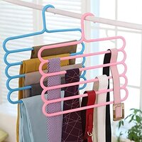 5 Layer Plastic Cloths Hanger