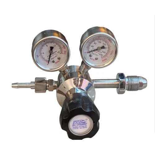 Double Gauge LPG Diffusion Resistant Regulator