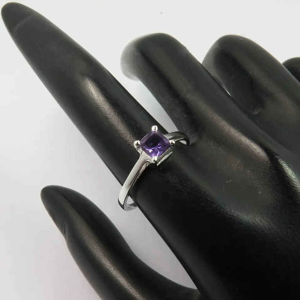 925 Sterling Silver Attractive Natural Amethyst Square Shape Fine Ring