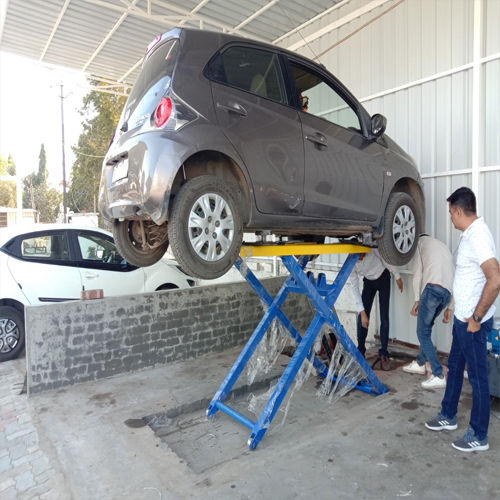 Car Scissor Lift - Attributes: Durable