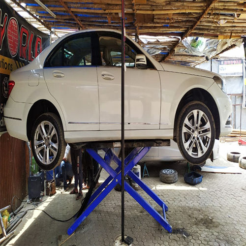 Car Washing Lift - Lifting Capacity: 2-4 Tonne