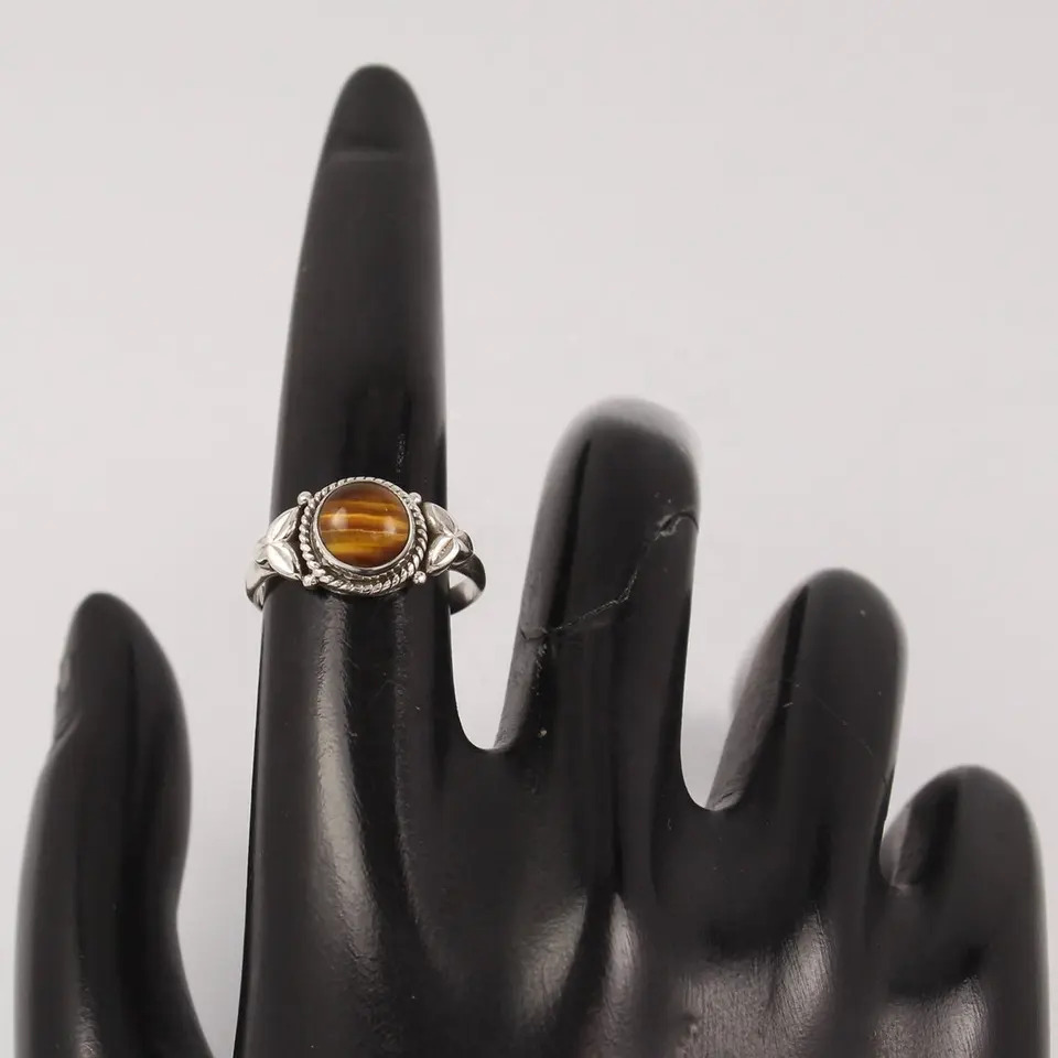 925 Sterling Silver Attractive Natural Tiger Eye Ring