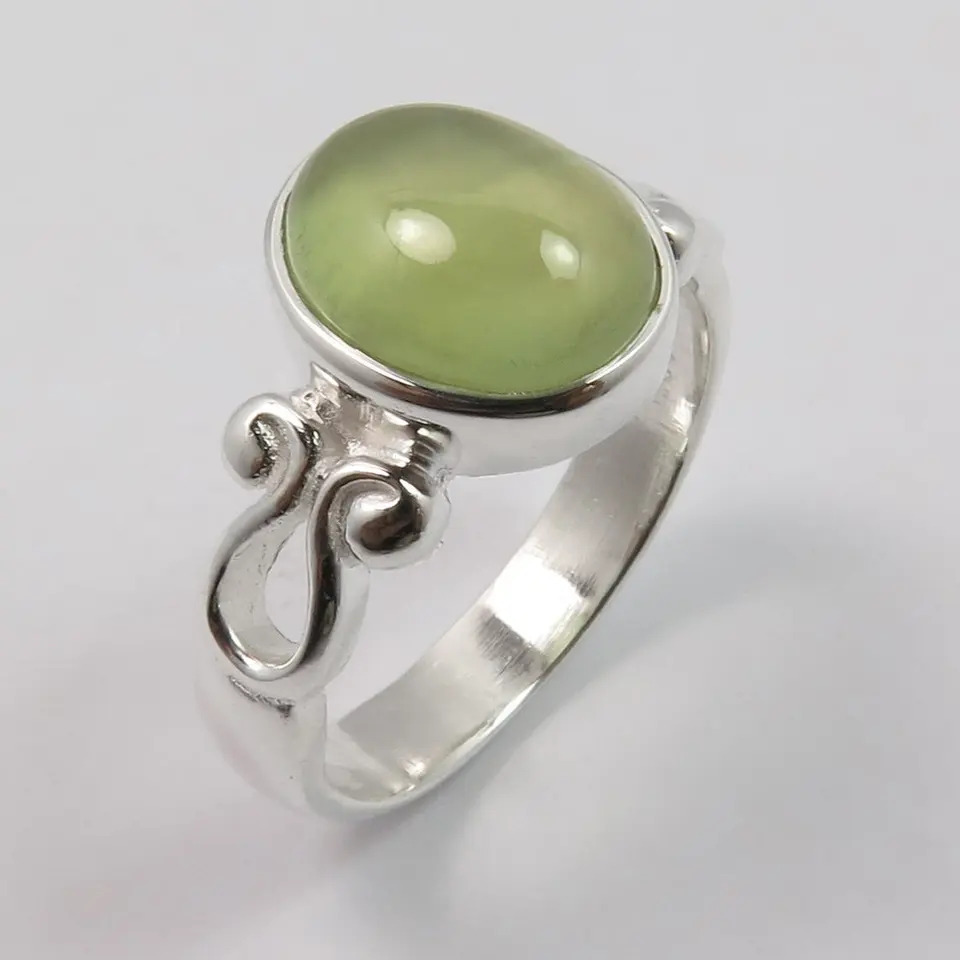 925 Sterling Silver Beautiful Natural Green Prehnite Oval Cabochon Ring