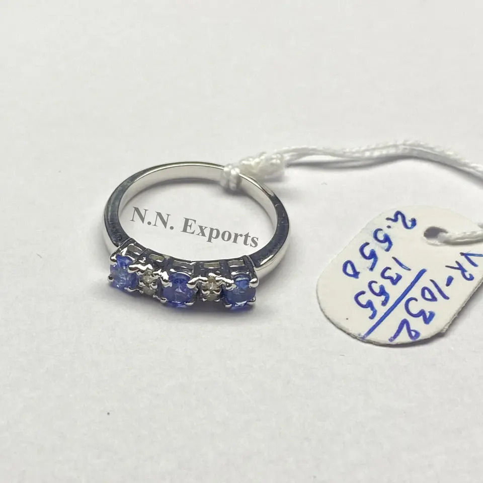 925 Sterling Silver Unique Tanzanite And Diamond Ring