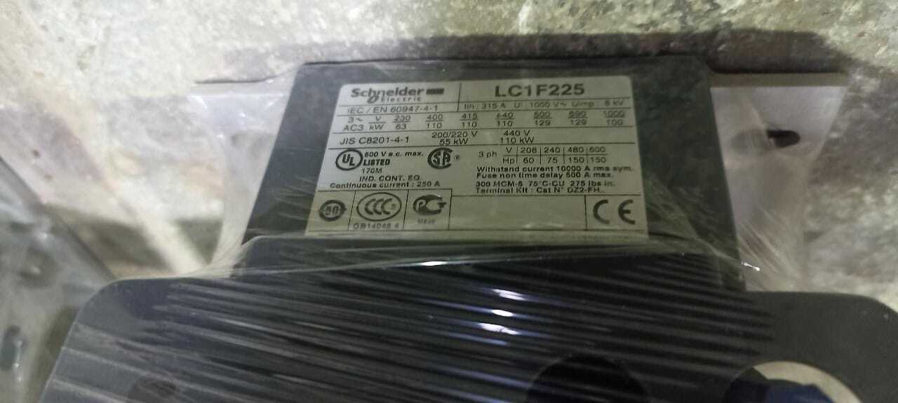 SCHNEIDER LC1F225 CONTACTOR