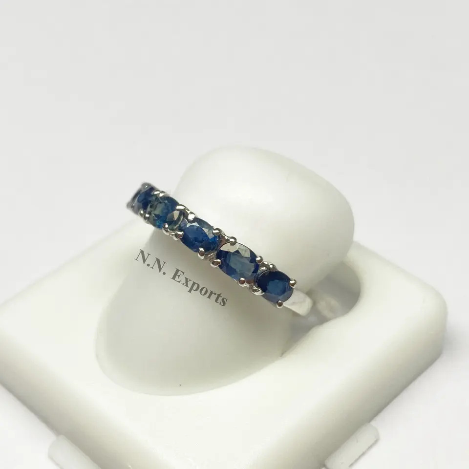 925 Sterling Silver Attractive Blue Sapphire Ring