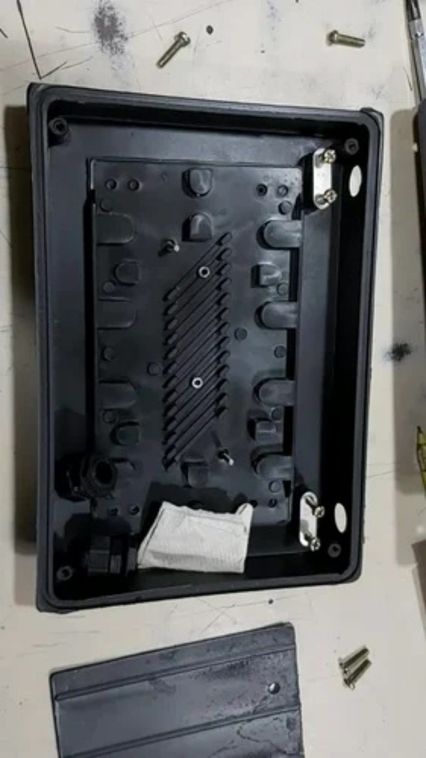 2 way tiffin size joint Enclosure