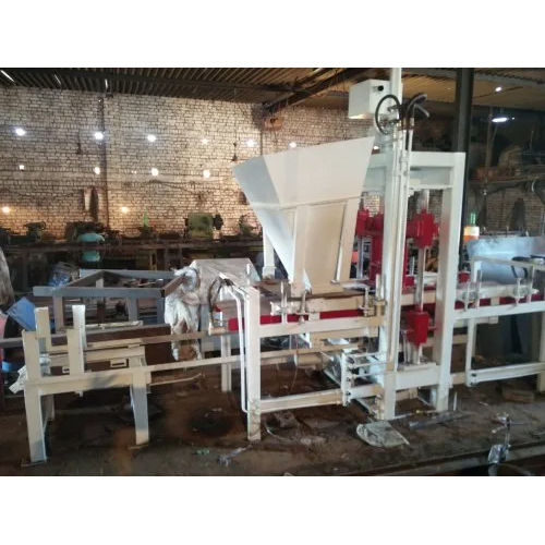 White Interlock Cement Brick Making Machine