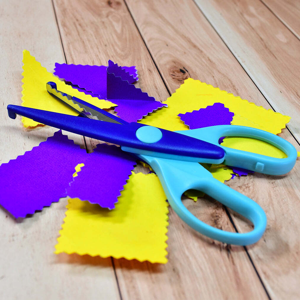 Multipurpose Large Stainless Steel Scissor For Home Scissors/Office Scissors/School Work Scissors /Cutting / Croping Scissors /Tailoring Scissors (Mix 1 Kg) (9128)