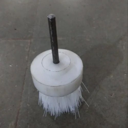 White Machine Nylon Brush