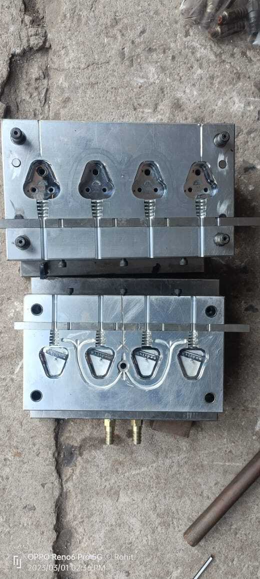 3 pin plug mould