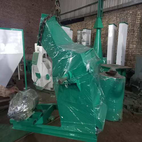 Cattle feed grinder machine with motor
