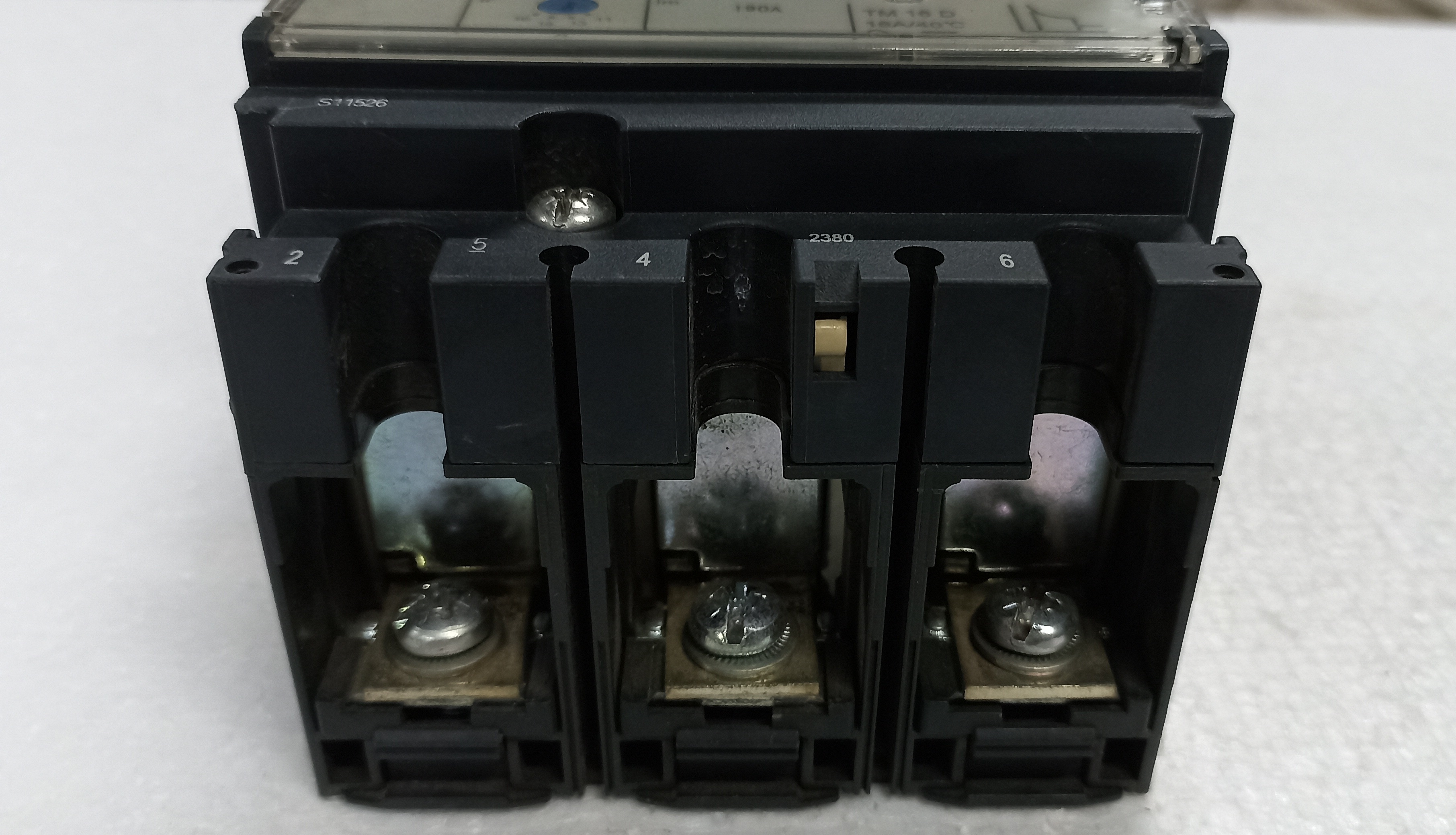 SCHNEIDER 16A 3P MCCB