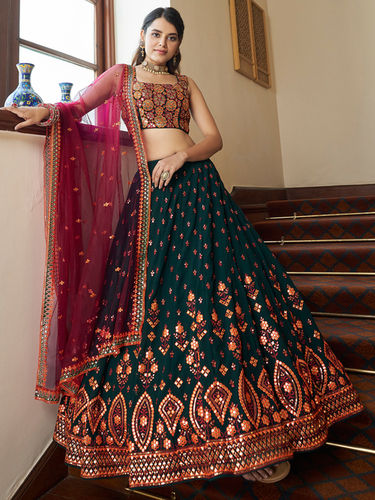 18+ Chic Monochrome Lehengas To Jazz Up Your Wedding OOTDs