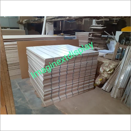 Slatwall Display Racks