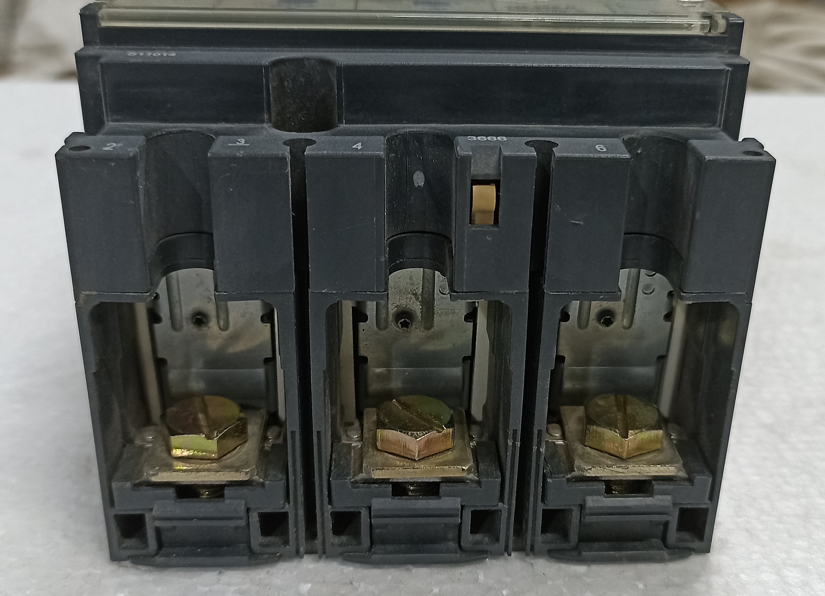 SCHNEIDER 250A 3P MCCB