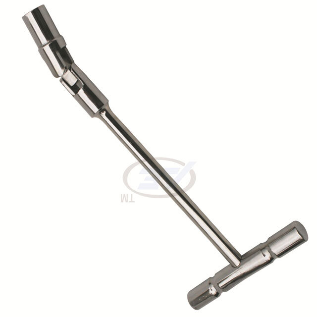 Cannulated Socket Wrench