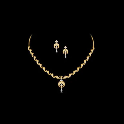 Stylish Diamond Necklace Set