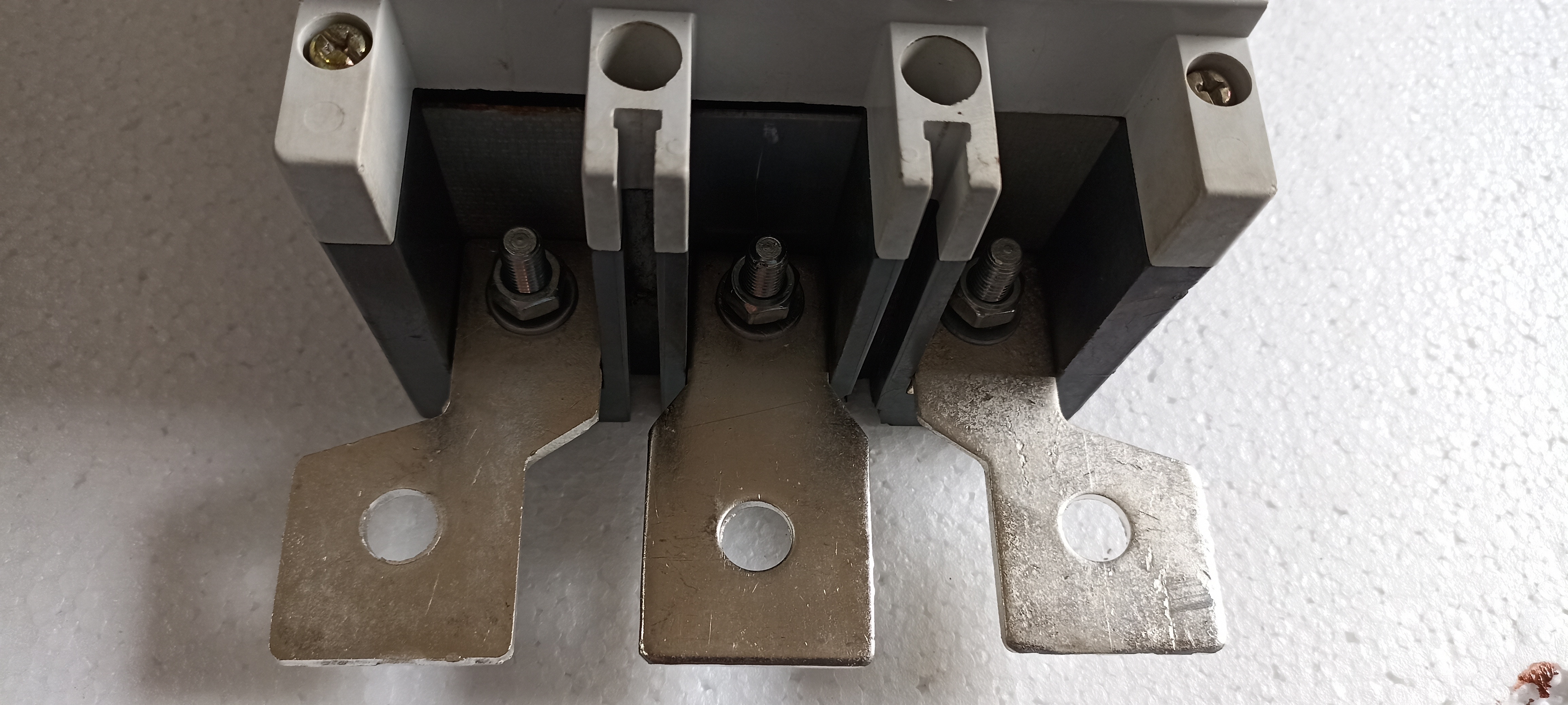 LT (DH-250) 250A 3P MCCB