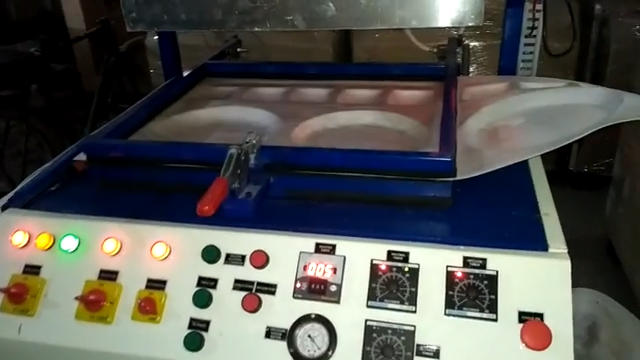 DISPOSABLE PAPER PLATE MACHINE