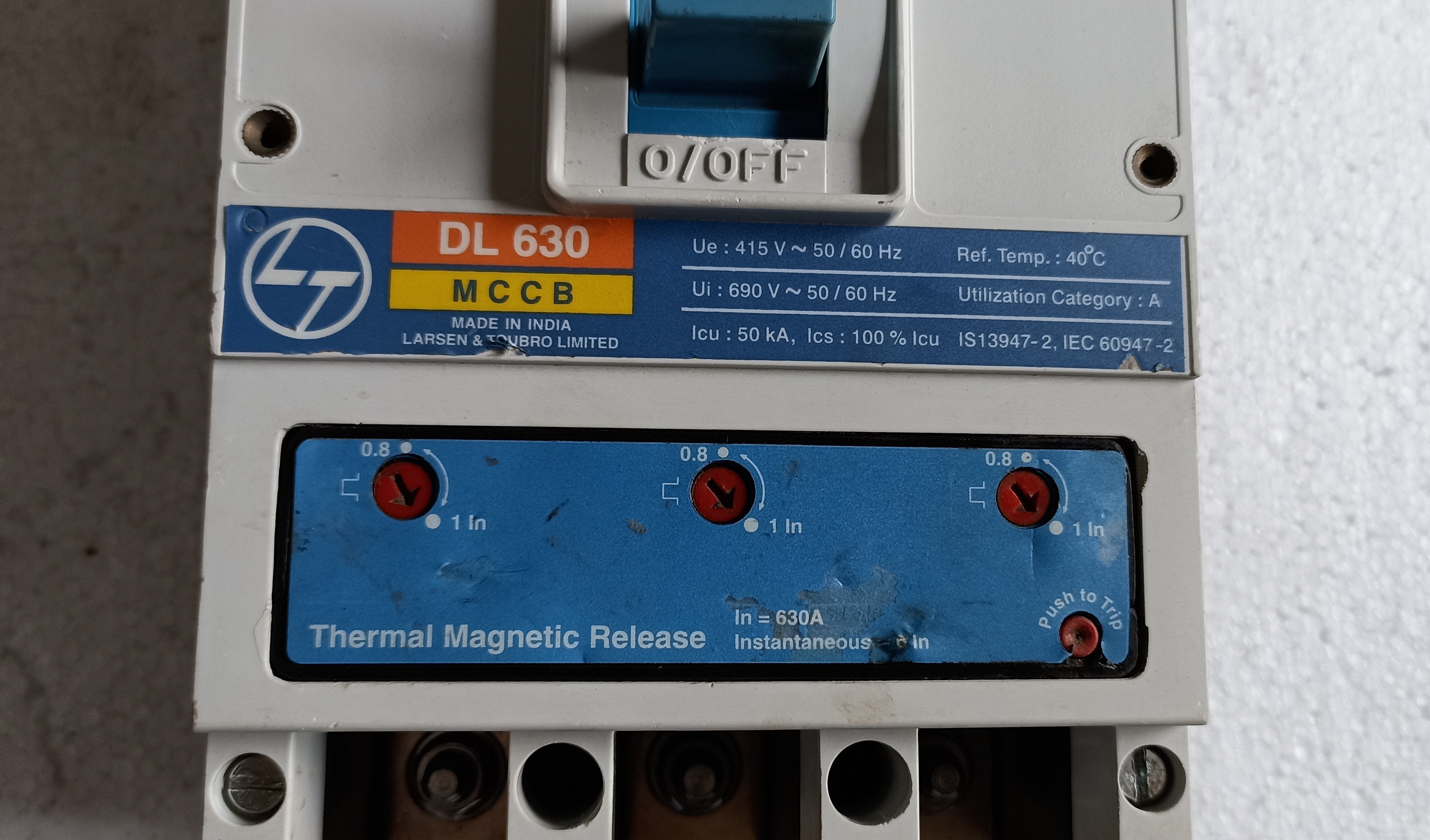 LT (DL 630) 630A 3P MCCB