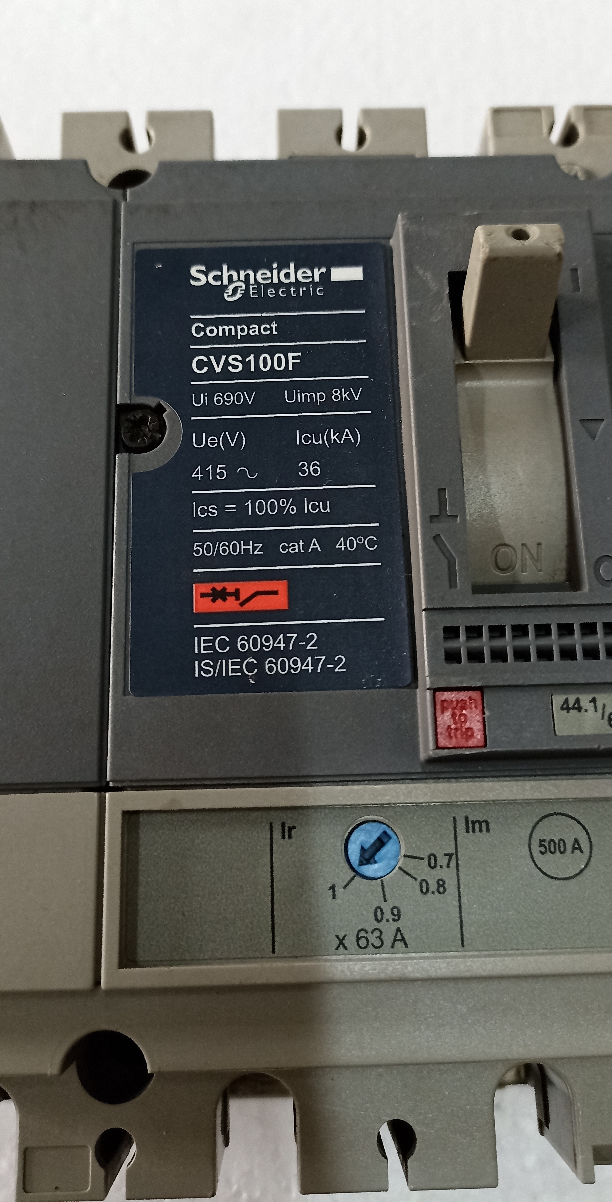 SCHNEIDER (CVS 100F) 63A 4P MCCB