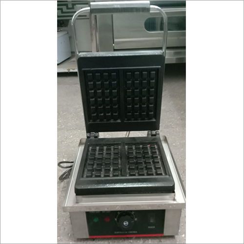 Square Waffle Maker - Material: Stainless Steel