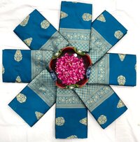 Women Beutiful Rich Pallu Jacqurd Work Saree