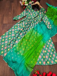 Women Beautiful Maxi Double Shaded Dyed dupptta With Kurti