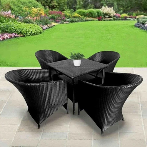 Modern 4 Seater Wicker Dining Table Set