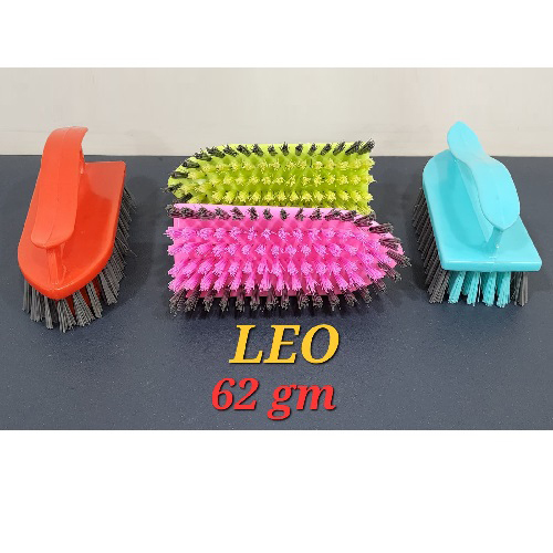 Leo Brush