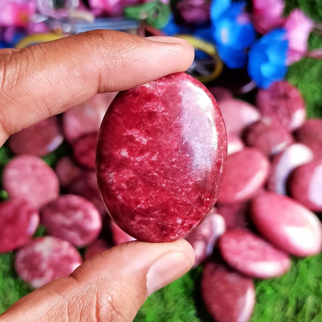 Thulite Palm Stone