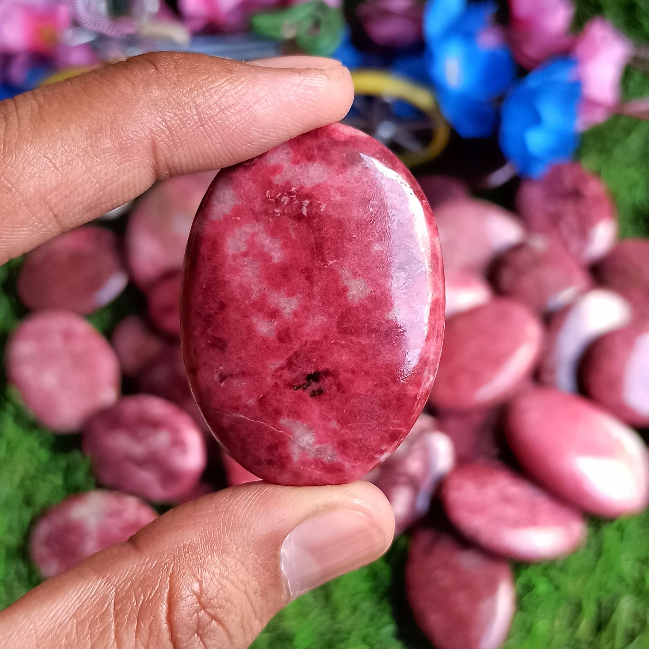 Thulite Palm Stone