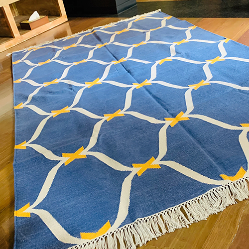 Hand Woven Rug Neelofar_s in Blue Geometric Pattern