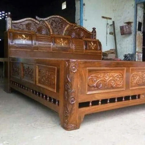 Sheesham Wood Beds At Best Price In Saharanpur, Uttar Pradesh | Brown ...